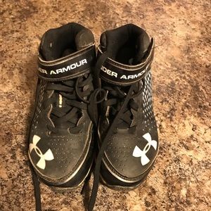 Boys baseball cleats 13C